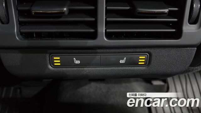 Land Rover Range Rover Evoque P250 Dynamic SE
