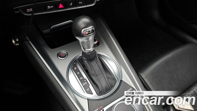 Audi TT Roadster 45 TFSI Quattro