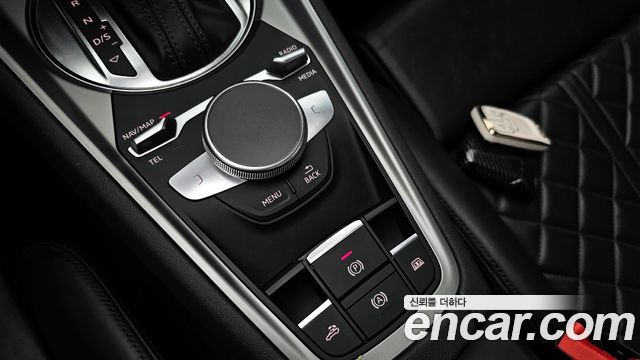 Audi TT Roadster 45 TFSI Quattro