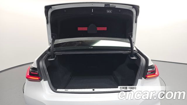 BMW 7-Series 740d xDrive Design Pure Excellence