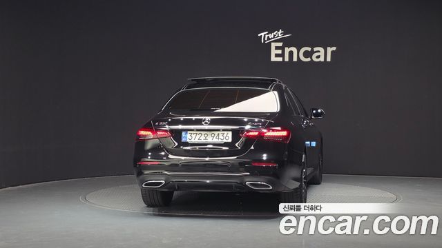 Mercedes-Benz E-Class E350 4MATIC AMG Line