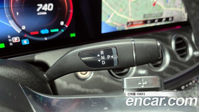 Mercedes-Benz E-Class E350 4MATIC AMG Line