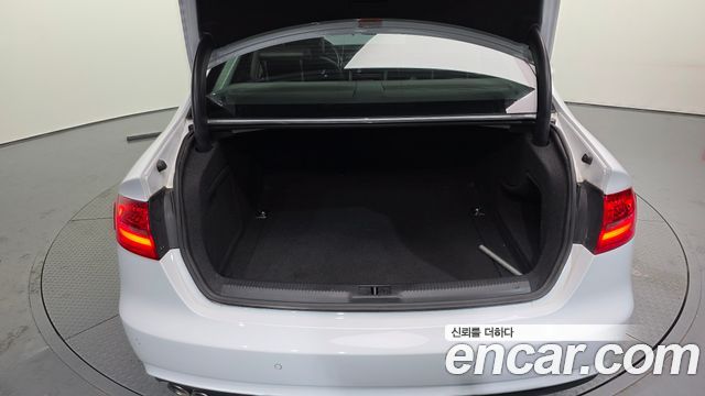 Audi A4 30 TDI