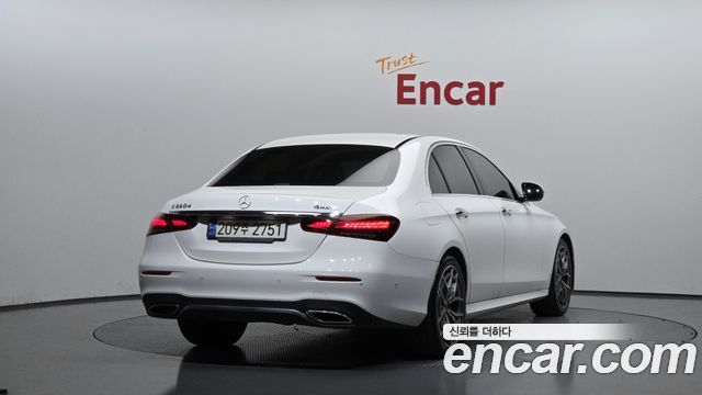 Mercedes-Benz E-Class E220d 4MATIC AMG Line