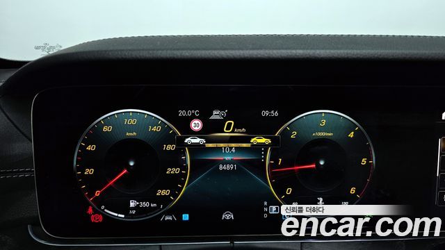 Mercedes-Benz E-Class E220d 4MATIC AMG Line