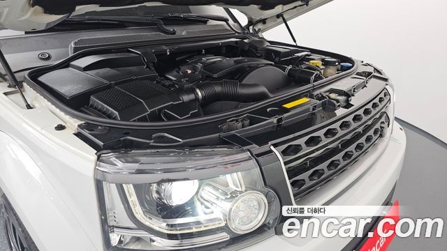 Land Rover Discovery 3.0 SDV6 SE