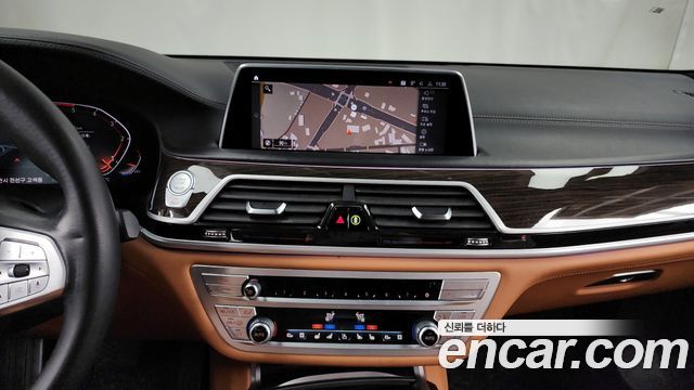 BMW 7-Series 730Ld xDrive Design Pure Excellence