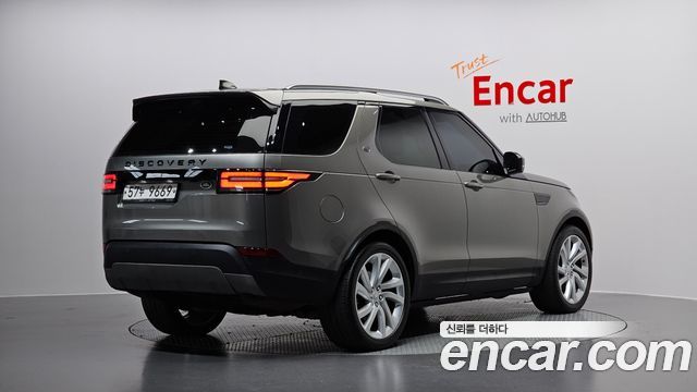 Land Rover Discovery 3.0 TD6 First Edition