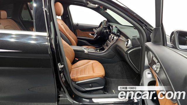 Mercedes-Benz GLC-Class GLC300 4MATIC