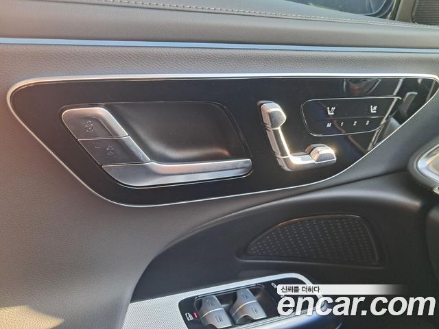 Mercedes-Benz E-Class E200 Avantgarde