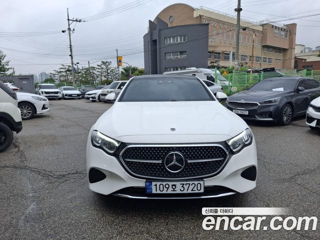 Mercedes-Benz E-Class E200 Avantgarde