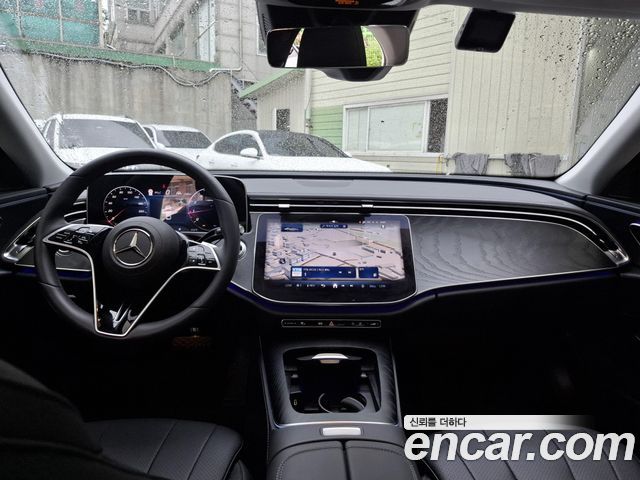 Mercedes-Benz E-Class E200 Avantgarde