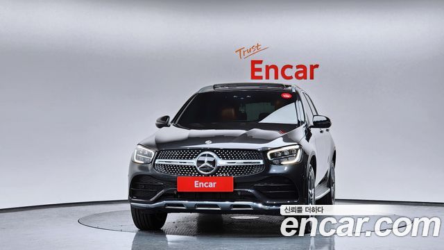 Mercedes-Benz GLC-Class GLC300e 4MATIC