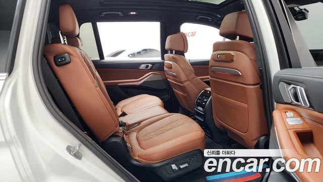 BMW X7 xDrive 40i Design Pure Excellence 7-Seater