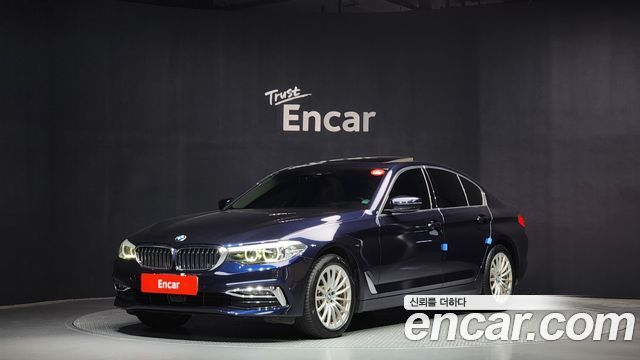 BMW 5-Series 520i Luxury
