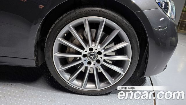 Mercedes-Benz E-Class E350 4MATIC AMG Line Edition