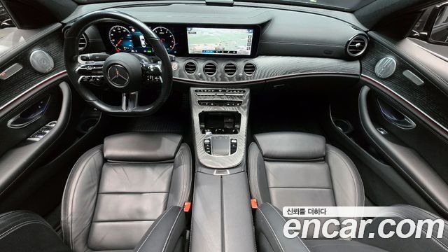 Mercedes-Benz E-Class E350 4MATIC AMG Line Edition