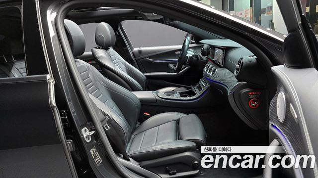 Mercedes-Benz E-Class E350 4MATIC AMG Line Edition
