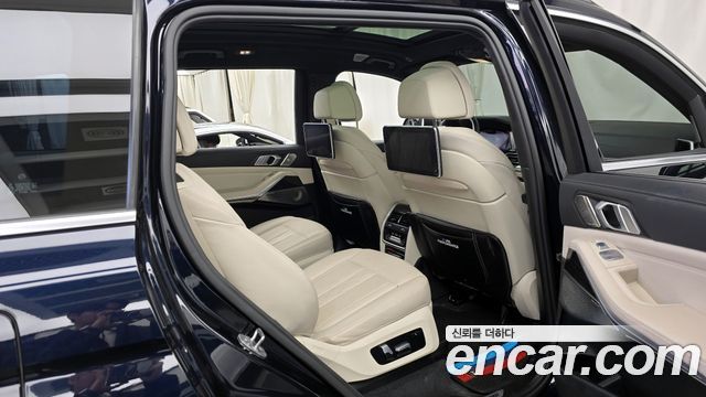 BMW X7 xDrive 40i M Sport 6STR