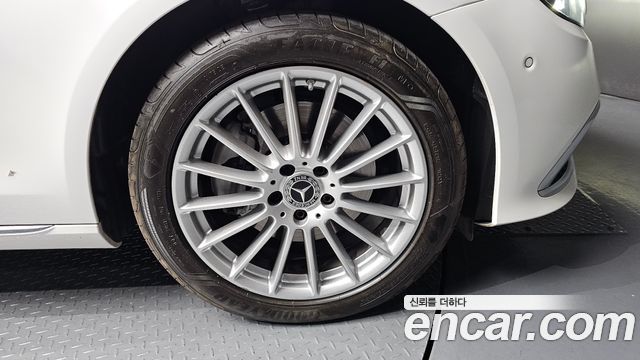 Mercedes-Benz E-Class E250 Exclusive