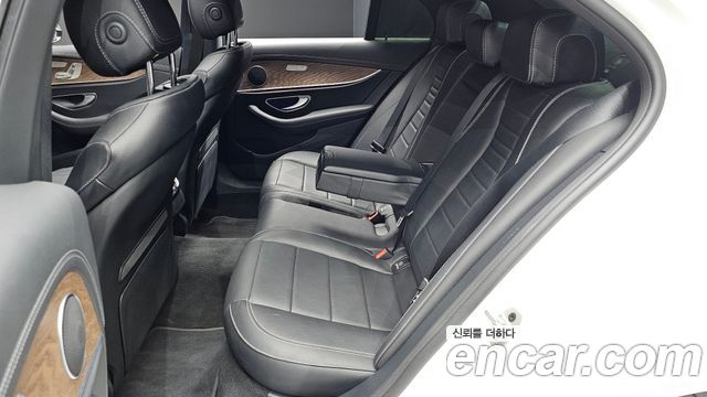 Mercedes-Benz E-Class E250 Exclusive