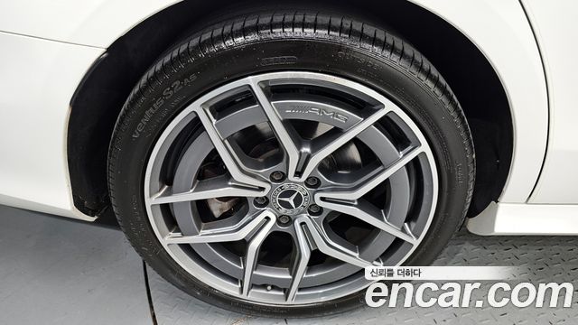 Mercedes-Benz E-Class E220d 4MATIC AMG Line