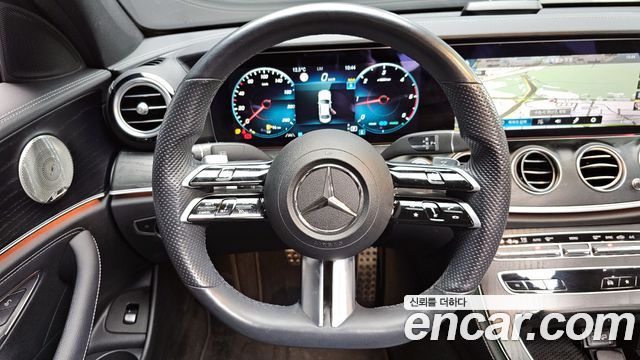 Mercedes-Benz E-Class E220d 4MATIC AMG Line