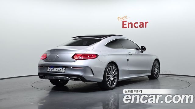 Mercedes-Benz C-Class C200 Coupe
