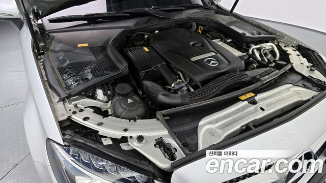 Mercedes-Benz C-Class C200 Coupe