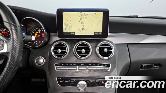 Mercedes-Benz C-Class C200 Coupe