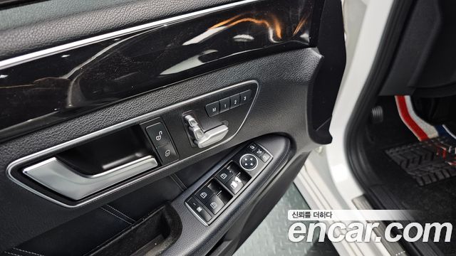 Mercedes-Benz E-Class E220 Bluetec Avantgarde