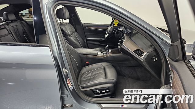 BMW 5-Series 520d M Sport Package Plus