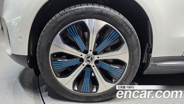 Mercedes-Benz EQC EQC400 4MATIC