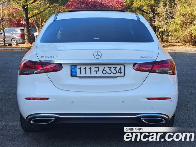 Mercedes-Benz E-Class E220d 4MATIC Exclusive