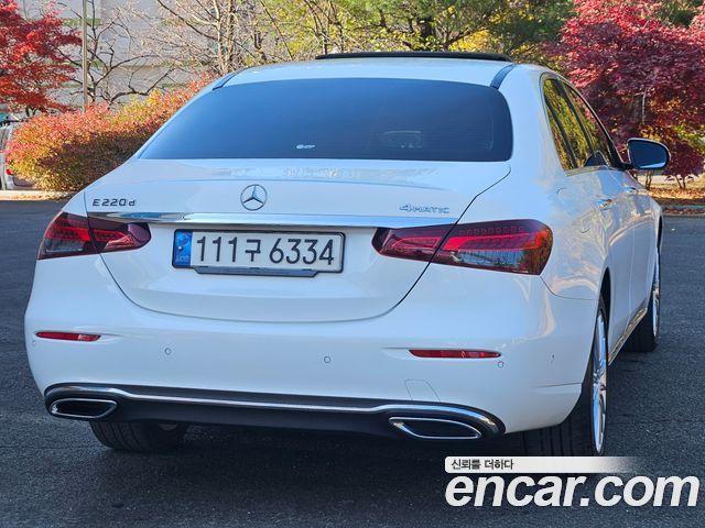 Mercedes-Benz E-Class E220d 4MATIC Exclusive