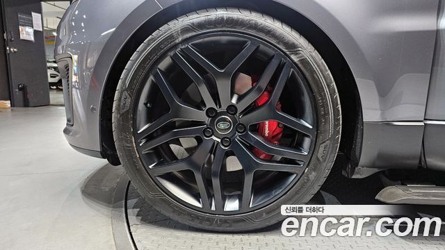 Land Rover Range Rover Sport 3.0 SDV6 HSE Dynamic