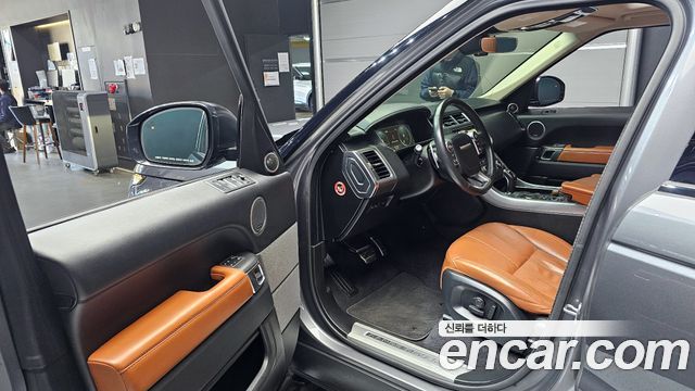 Land Rover Range Rover Sport 3.0 SDV6 HSE Dynamic