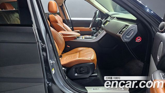 Land Rover Range Rover Sport 3.0 SDV6 HSE Dynamic
