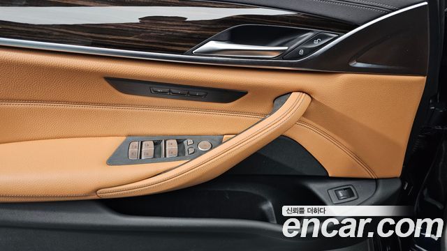 BMW 5-Series 520i M Sport