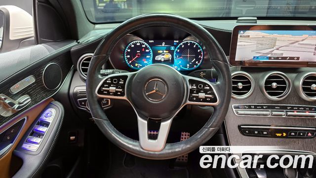 Mercedes-Benz GLC-Class GLC300 4MATIC