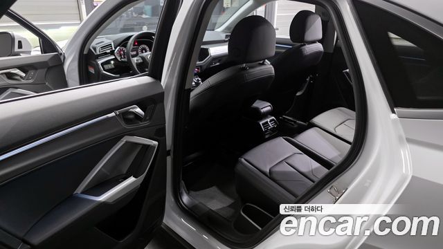 Audi Q3 40 TFSI Quatrro Sport Back