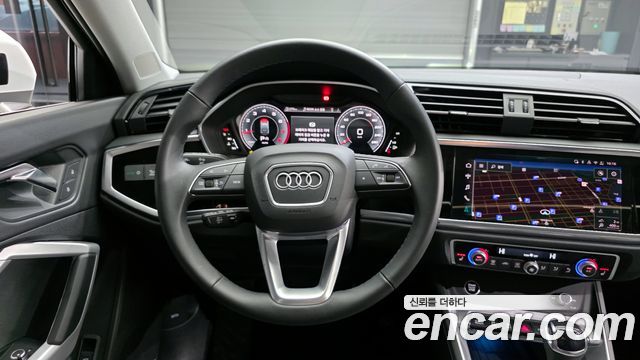 Audi Q3 40 TFSI Quatrro Sport Back