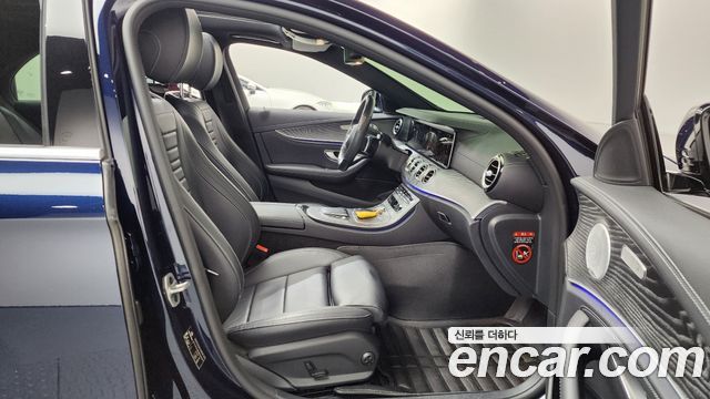 Mercedes-Benz E-Class E350 4MATIC AMG Line Edition