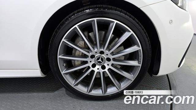 Mercedes-Benz E-Class E350 4MATIC AMG Line Edition