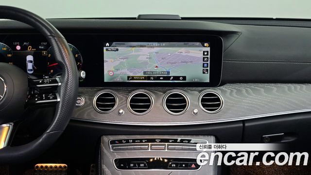 Mercedes-Benz E-Class E350 4MATIC AMG Line Edition