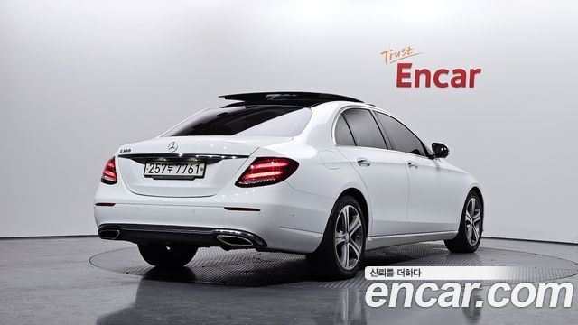Mercedes-Benz E-Class E300 Avantgarde