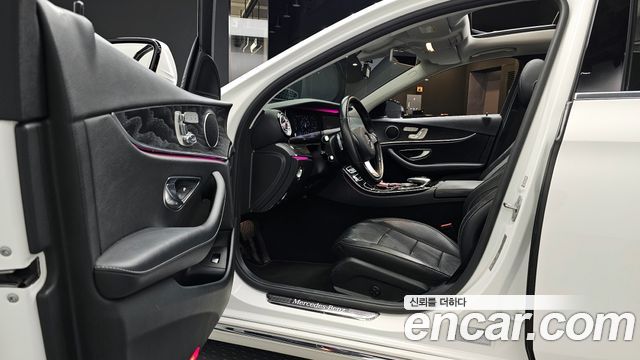 Mercedes-Benz E-Class E300 Avantgarde