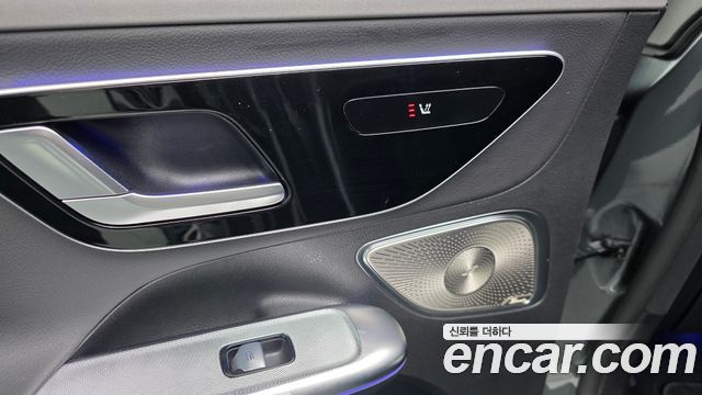 Mercedes-Benz EQE EQE350+