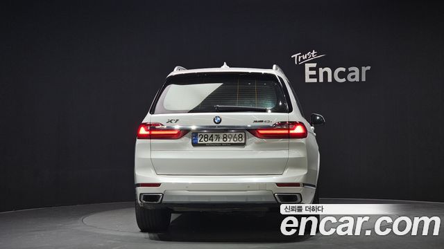 BMW X7 xDrive 40i Design Pure Excellence 7-Seater