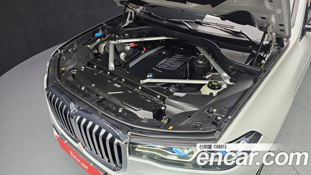 BMW X7 xDrive 40i Design Pure Excellence 7-Seater